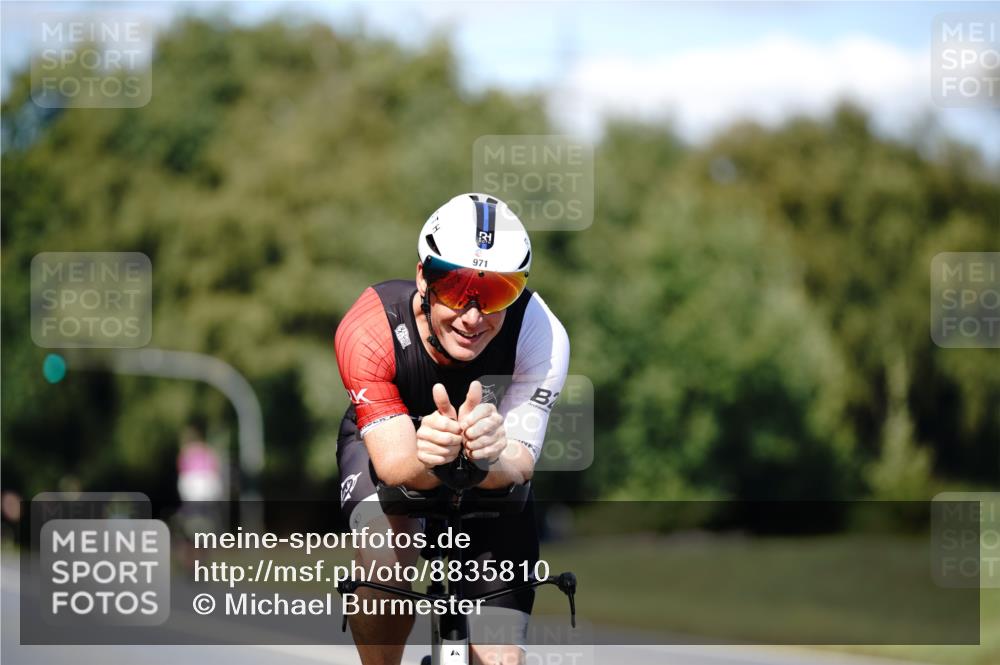 07.09.2025 - 19. Norderstedt Triathlon Michael Burmester http://msf.ph/oto/8835810 07.09.2025 13:56:47 Radfahren 971, 1008 meine-sportfotos.de