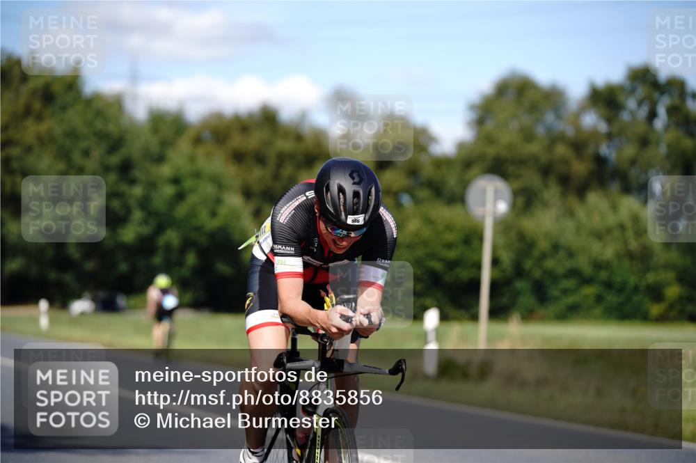 07.09.2025 - 19. Norderstedt Triathlon Michael Burmester http://msf.ph/oto/8835856 07.09.2025 13:57:26 Radfahren 986, 994, 1469 meine-sportfotos.de