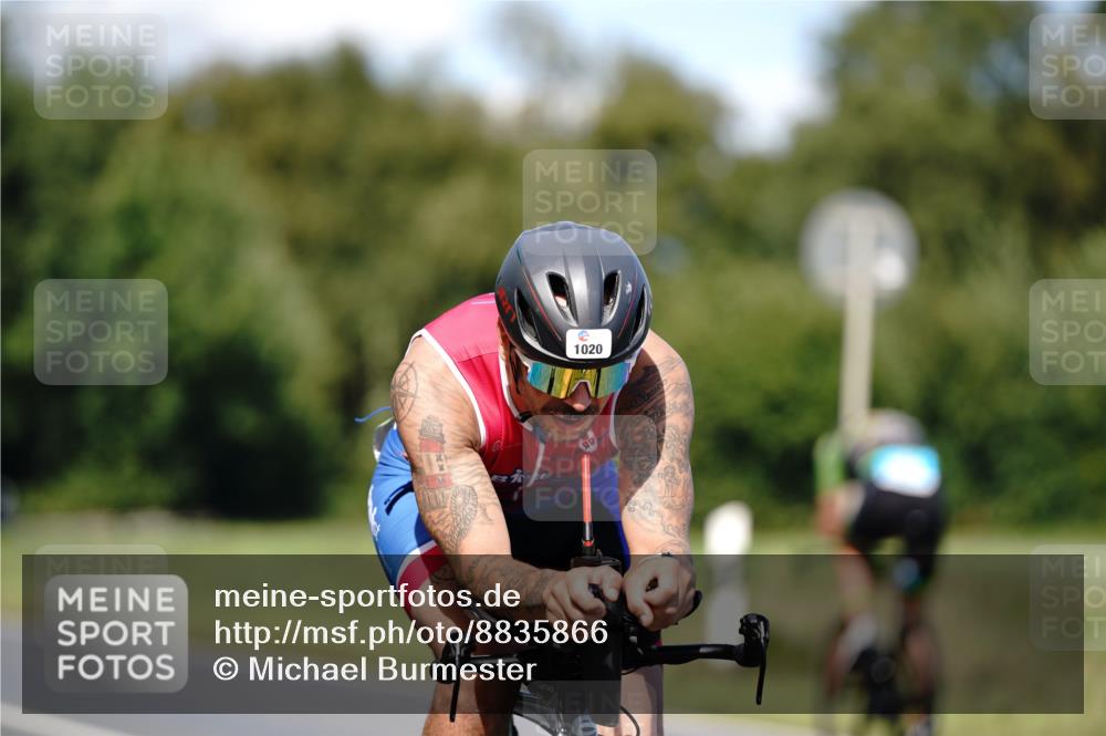 07.09.2025 - 19. Norderstedt Triathlon Michael Burmester http://msf.ph/oto/8835866 07.09.2025 13:57:34 Radfahren 1020 meine-sportfotos.de