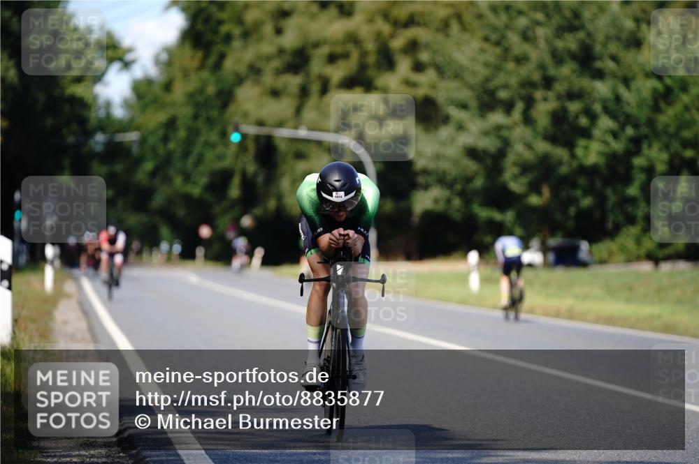 07.09.2025 - 19. Norderstedt Triathlon Michael Burmester http://msf.ph/oto/8835877 07.09.2025 13:57:42 Radfahren 1014, 1466 meine-sportfotos.de