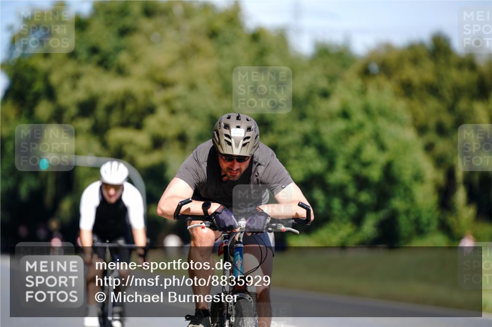 07.09.2025 - 19. Norderstedt Triathlon Michael Burmester http://msf.ph/oto/8835929 07.09.2025 12:38:10 Radfahren 781, 1290 meine-sportfotos.de