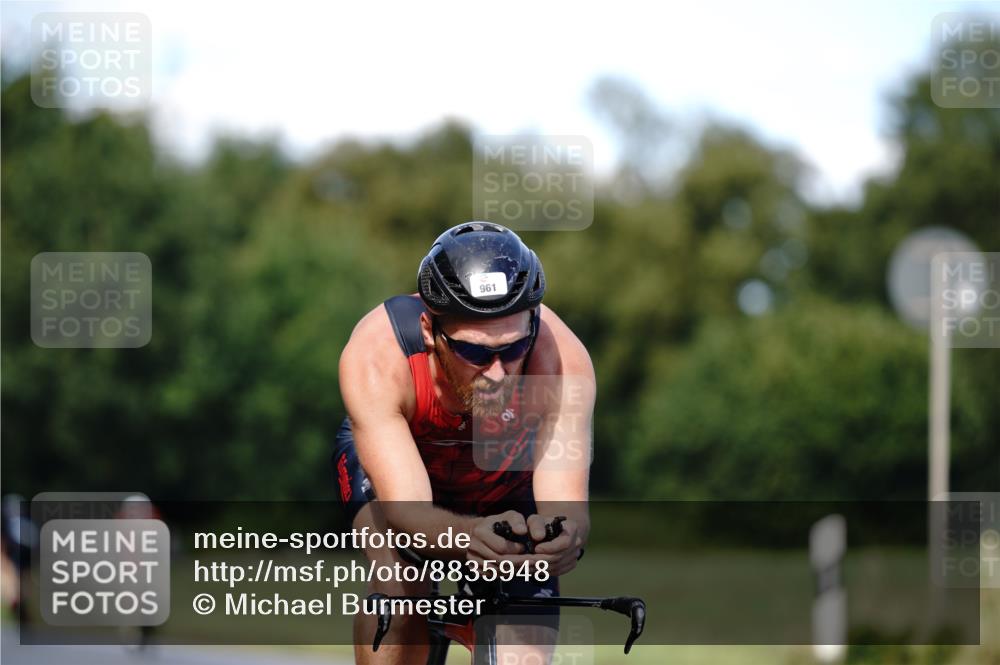 07.09.2025 - 19. Norderstedt Triathlon Michael Burmester http://msf.ph/oto/8835948 07.09.2025 13:58:15 Radfahren 961 meine-sportfotos.de