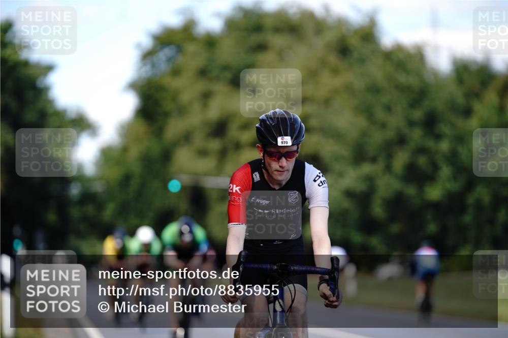 07.09.2025 - 19. Norderstedt Triathlon Michael Burmester http://msf.ph/oto/8835955 07.09.2025 13:58:26 Radfahren 970, 1013 meine-sportfotos.de