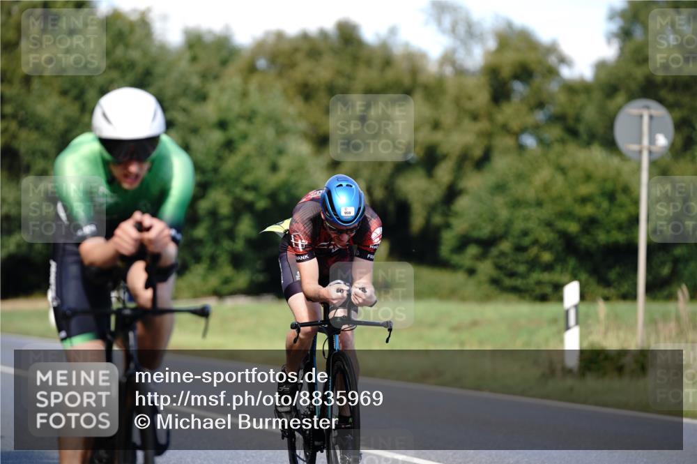 07.09.2025 - 19. Norderstedt Triathlon Michael Burmester http://msf.ph/oto/8835969 07.09.2025 13:58:30 Radfahren 872, 959, 970, 1013, 1015, 1031 meine-sportfotos.de