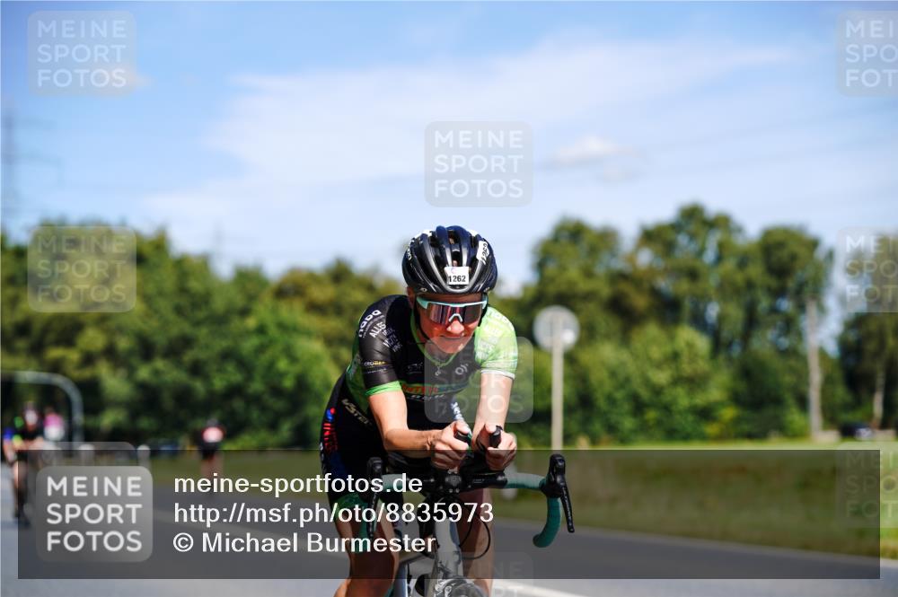 07.09.2025 - 19. Norderstedt Triathlon Michael Burmester http://msf.ph/oto/8835973 07.09.2025 12:38:33 Radfahren 247, 759, 1262 meine-sportfotos.de