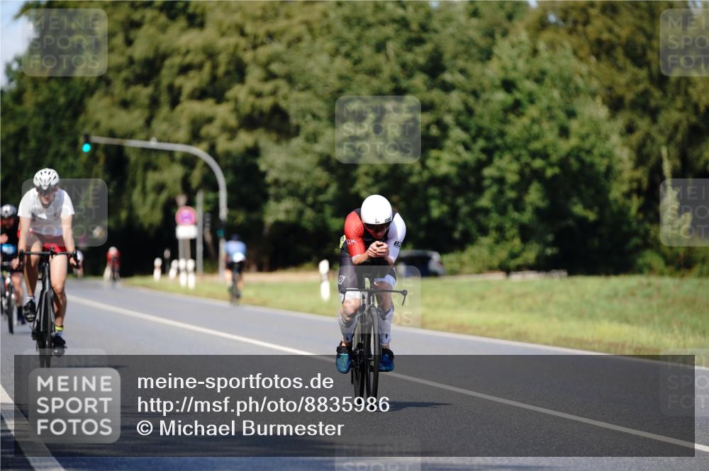 07.09.2025 - 19. Norderstedt Triathlon Michael Burmester http://msf.ph/oto/8835986 07.09.2025 13:58:41 Radfahren 969, 989, 1431 meine-sportfotos.de