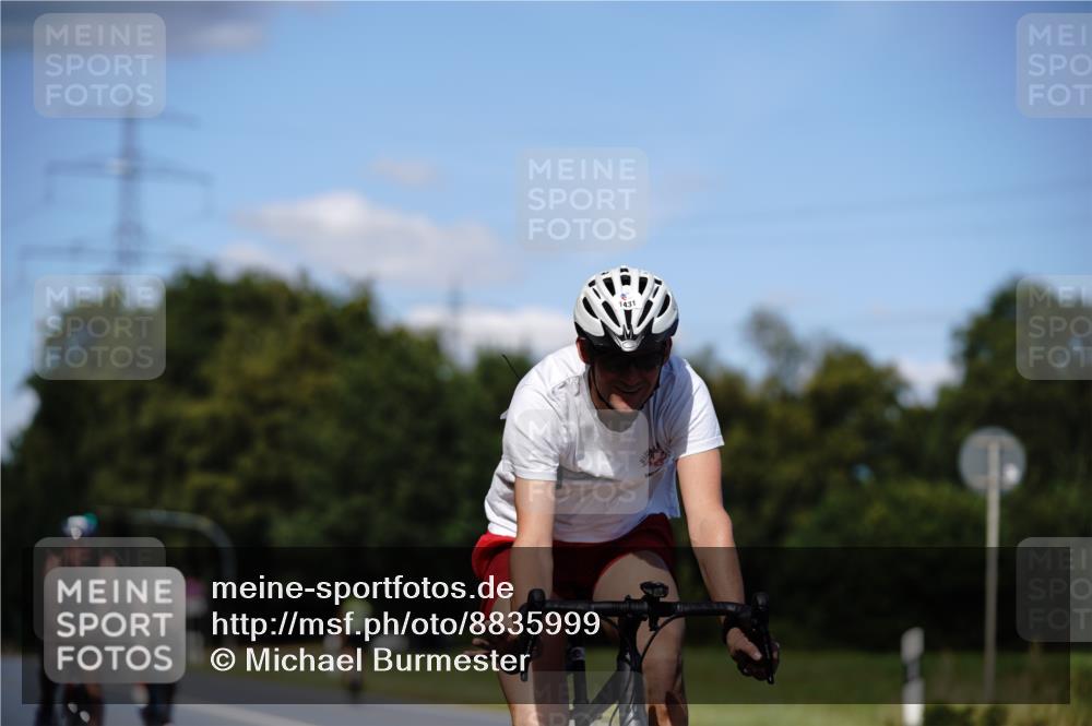 07.09.2025 - 19. Norderstedt Triathlon Michael Burmester http://msf.ph/oto/8835999 07.09.2025 13:58:44 Radfahren 363, 969, 1006, 1431 meine-sportfotos.de