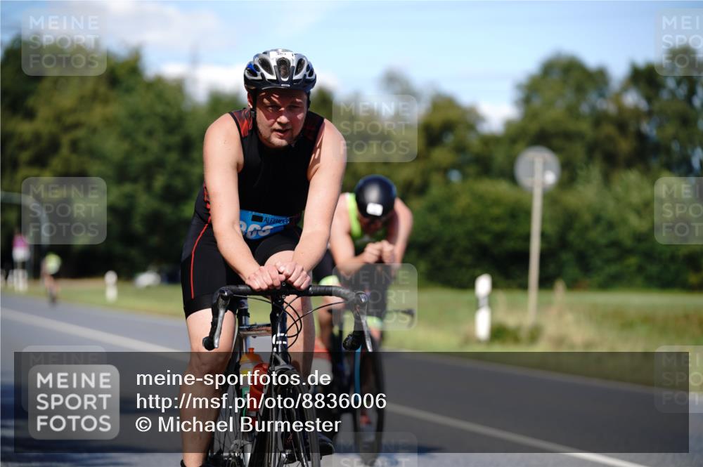 07.09.2025 - 19. Norderstedt Triathlon Michael Burmester http://msf.ph/oto/8836006 07.09.2025 13:58:46 Radfahren 363, 1006, 1431 meine-sportfotos.de
