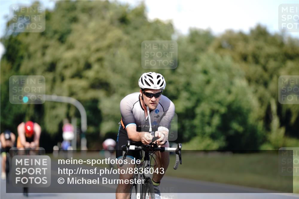 07.09.2025 - 19. Norderstedt Triathlon Michael Burmester http://msf.ph/oto/8836043 07.09.2025 13:59:37 Radfahren 991, 999, 1007 meine-sportfotos.de