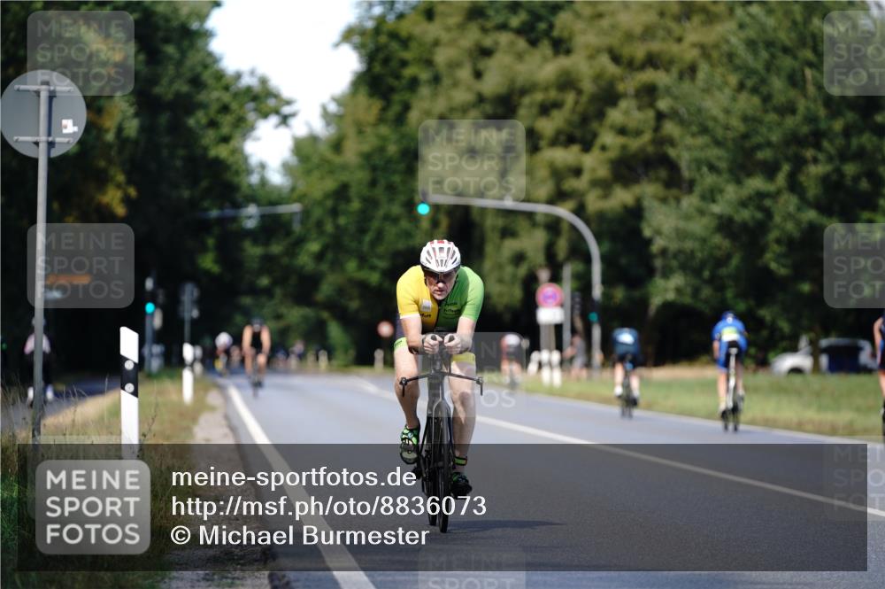 07.09.2025 - 19. Norderstedt Triathlon Michael Burmester http://msf.ph/oto/8836073 07.09.2025 14:00:18 Radfahren 1029 meine-sportfotos.de