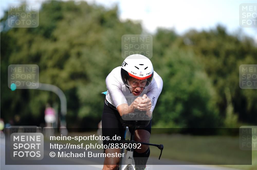 07.09.2025 - 19. Norderstedt Triathlon Michael Burmester http://msf.ph/oto/8836092 07.09.2025 14:00:32 Radfahren 388, 888 meine-sportfotos.de