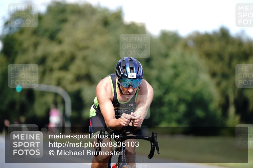07.09.2025 - 19. Norderstedt Triathlon Michael Burmester http://msf.ph/oto/8836103 07.09.2025 14:00:41 Radfahren 997 meine-sportfotos.de