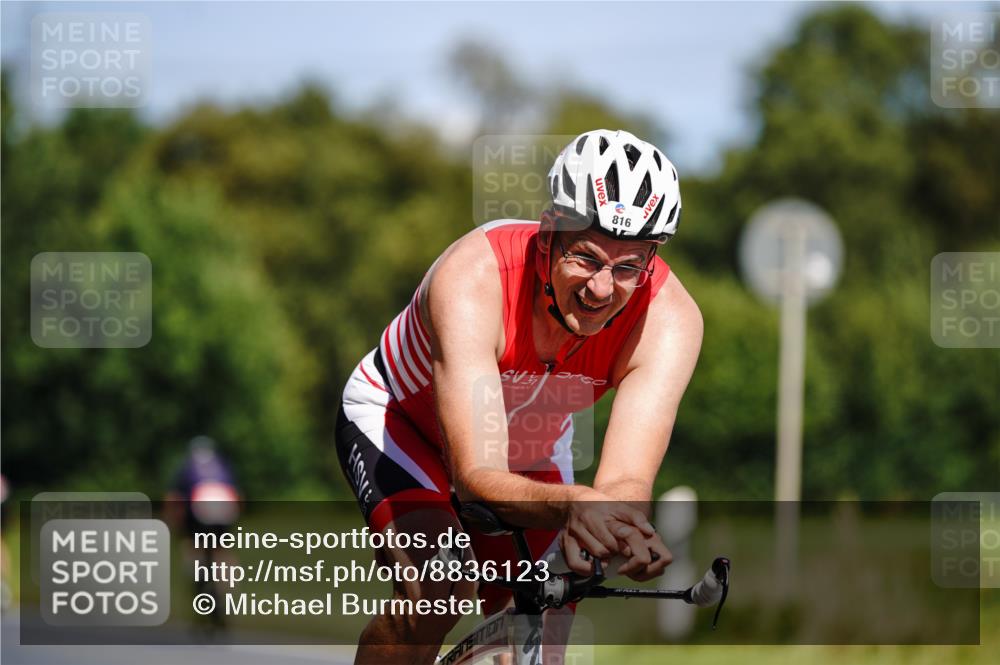 07.09.2025 - 19. Norderstedt Triathlon Michael Burmester http://msf.ph/oto/8836123 07.09.2025 12:40:51 Radfahren 816, 1230 meine-sportfotos.de