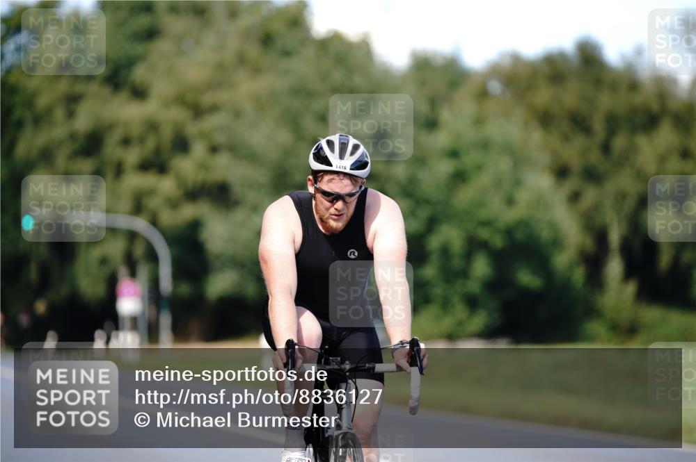 07.09.2025 - 19. Norderstedt Triathlon Michael Burmester http://msf.ph/oto/8836127 07.09.2025 14:01:11 Radfahren 1416 meine-sportfotos.de
