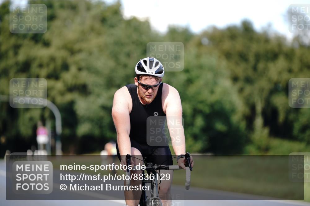 07.09.2025 - 19. Norderstedt Triathlon Michael Burmester http://msf.ph/oto/8836129 07.09.2025 14:01:11 Radfahren 1416 meine-sportfotos.de