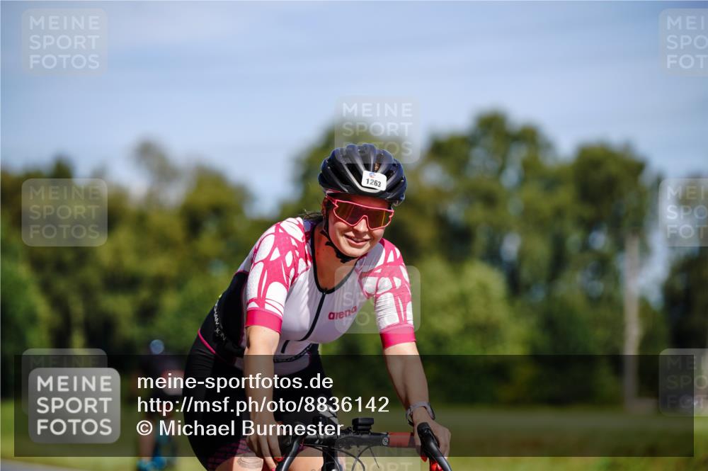07.09.2025 - 19. Norderstedt Triathlon Michael Burmester http://msf.ph/oto/8836142 07.09.2025 12:41:02 Radfahren 197, 1263 meine-sportfotos.de