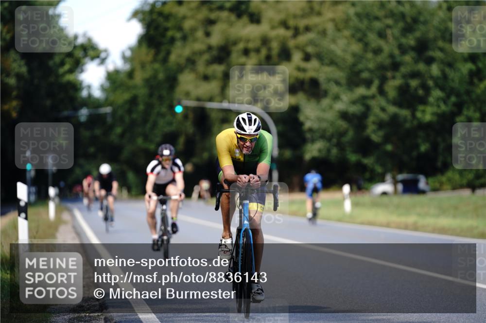 07.09.2025 - 19. Norderstedt Triathlon Michael Burmester http://msf.ph/oto/8836143 07.09.2025 14:01:21 Radfahren 863, 1032 meine-sportfotos.de