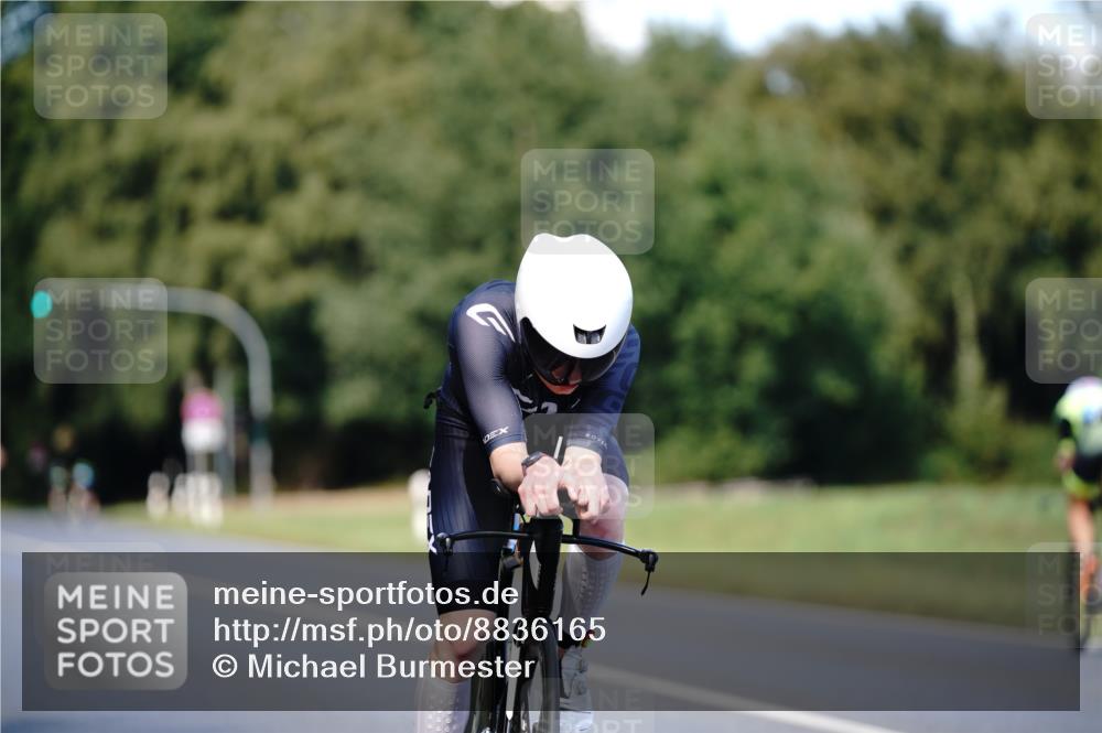 07.09.2025 - 19. Norderstedt Triathlon Michael Burmester http://msf.ph/oto/8836165 07.09.2025 14:01:39 Radfahren 1468 meine-sportfotos.de