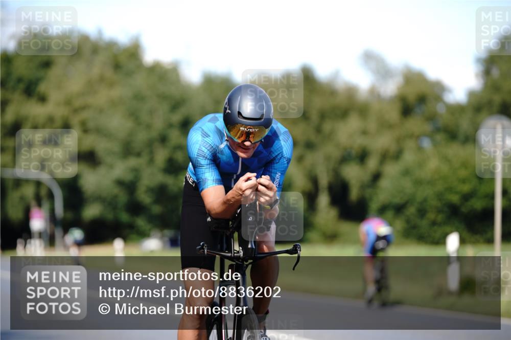 07.09.2025 - 19. Norderstedt Triathlon Michael Burmester http://msf.ph/oto/8836202 07.09.2025 14:02:07 Radfahren 880, 911, 983, 1028, 1465 meine-sportfotos.de