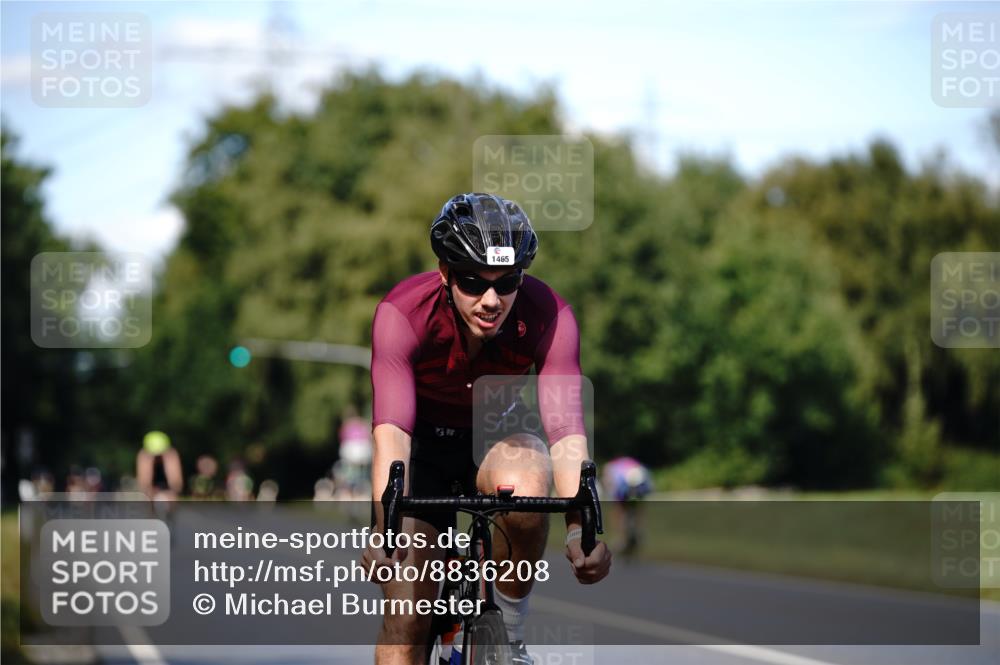 07.09.2025 - 19. Norderstedt Triathlon Michael Burmester http://msf.ph/oto/8836208 07.09.2025 14:02:09 Radfahren 880, 911, 1028, 1465 meine-sportfotos.de