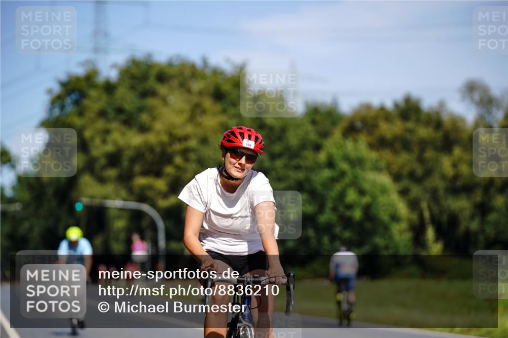 07.09.2025 - 19. Norderstedt Triathlon Michael Burmester http://msf.ph/oto/8836210 07.09.2025 12:41:54 Radfahren 137, 150, 214 meine-sportfotos.de