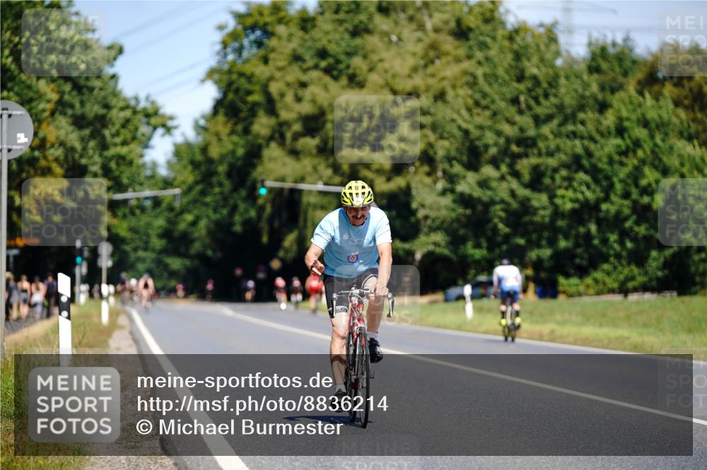 07.09.2025 - 19. Norderstedt Triathlon Michael Burmester http://msf.ph/oto/8836214 07.09.2025 12:41:56 Radfahren 150, 762 meine-sportfotos.de