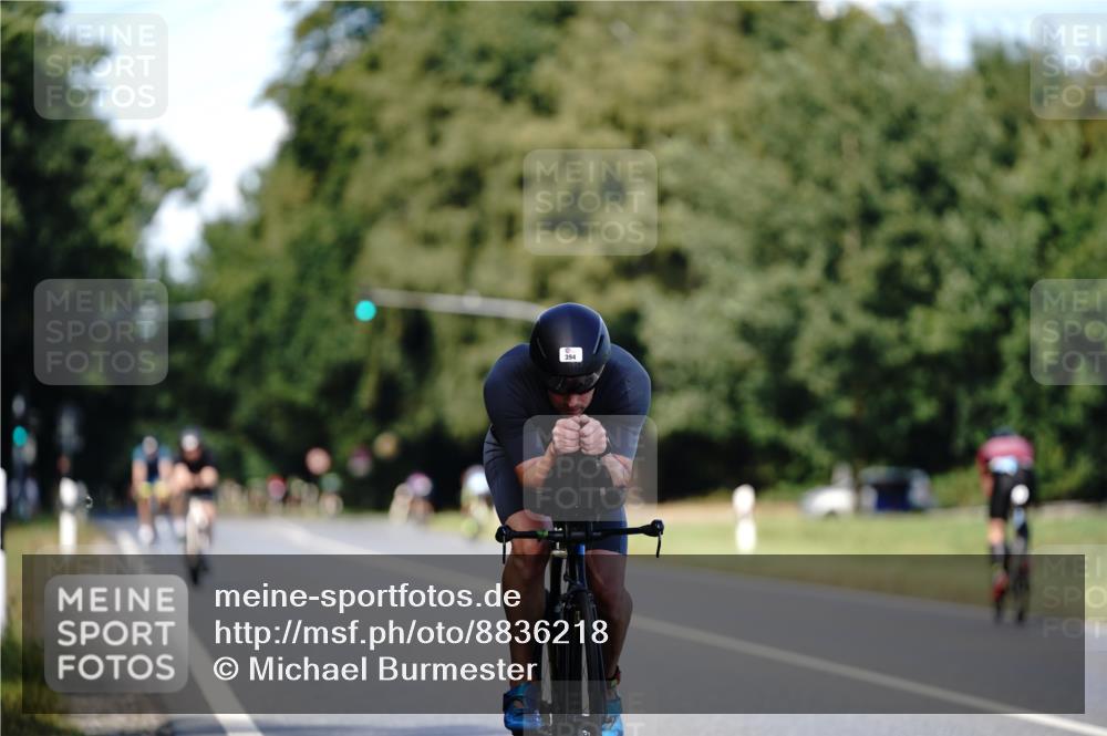 07.09.2025 - 19. Norderstedt Triathlon Michael Burmester http://msf.ph/oto/8836218 07.09.2025 14:02:19 Radfahren 394 meine-sportfotos.de