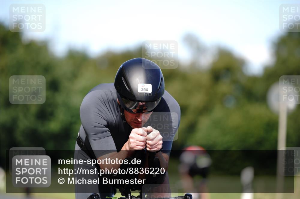 07.09.2025 - 19. Norderstedt Triathlon Michael Burmester http://msf.ph/oto/8836220 07.09.2025 14:02:19 Radfahren 394 meine-sportfotos.de