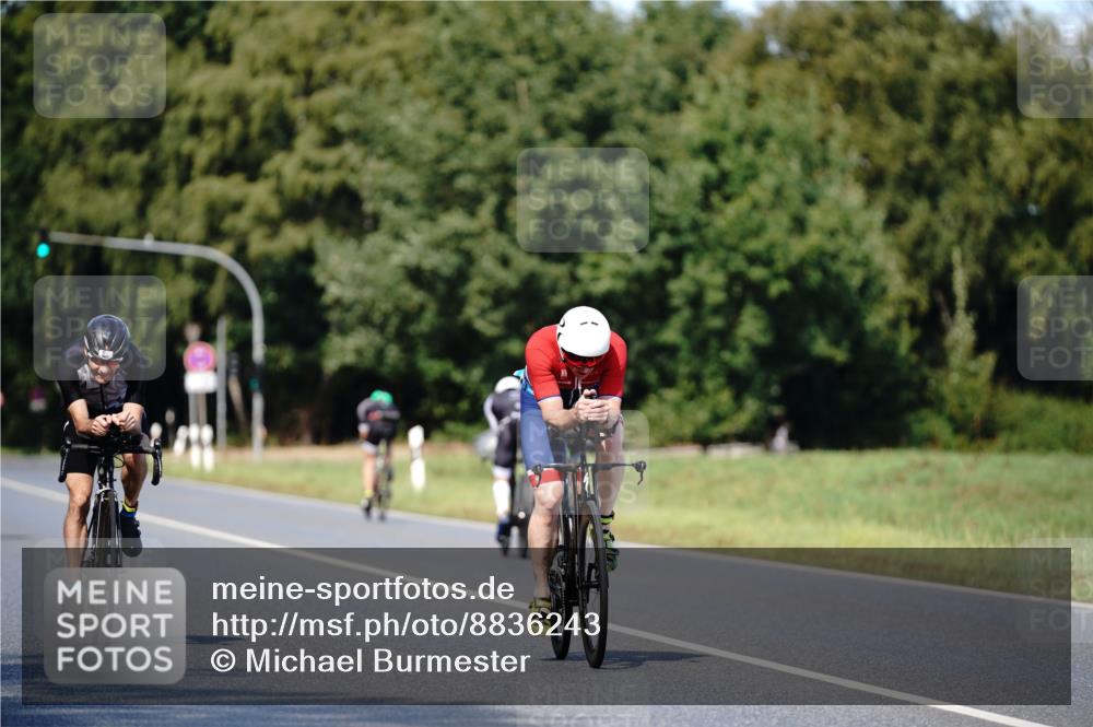07.09.2025 - 19. Norderstedt Triathlon Michael Burmester http://msf.ph/oto/8836243 07.09.2025 14:02:45 Radfahren 366, 965 meine-sportfotos.de