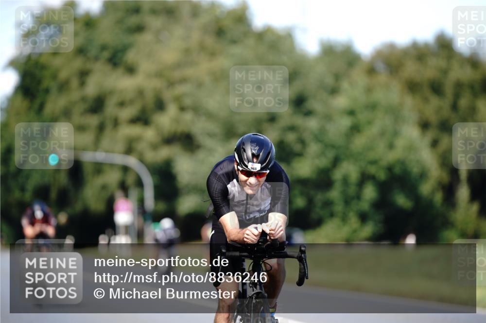 07.09.2025 - 19. Norderstedt Triathlon Michael Burmester http://msf.ph/oto/8836246 07.09.2025 14:02:46 Radfahren 366, 962, 965 meine-sportfotos.de