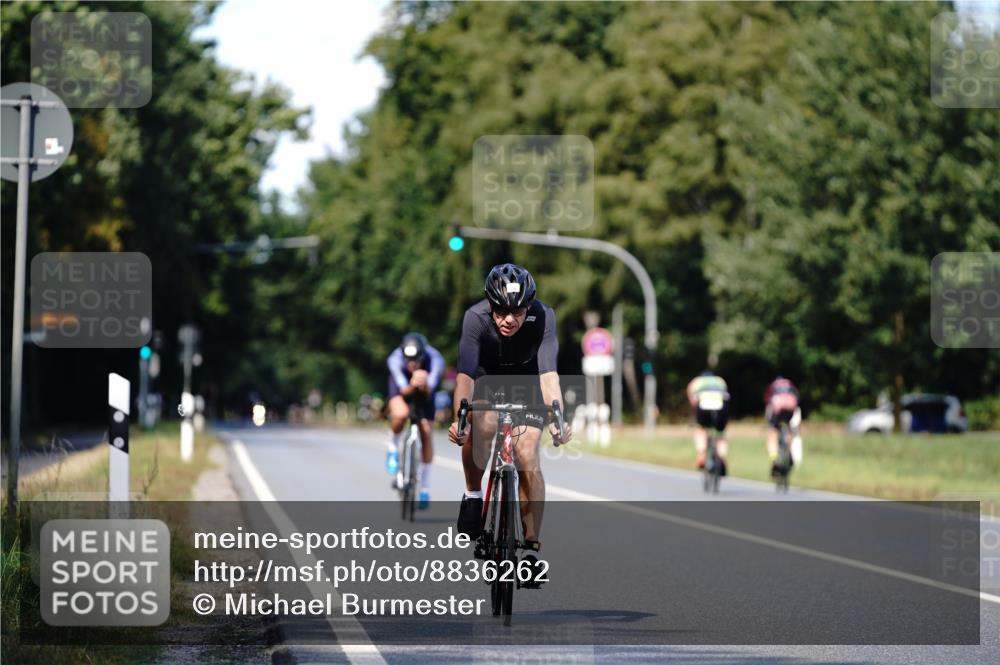 07.09.2025 - 19. Norderstedt Triathlon Michael Burmester http://msf.ph/oto/8836262 07.09.2025 14:03:04 Radfahren 428, 980 meine-sportfotos.de