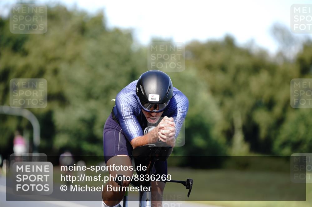 07.09.2025 - 19. Norderstedt Triathlon Michael Burmester http://msf.ph/oto/8836269 07.09.2025 14:03:07 Radfahren 428, 980 meine-sportfotos.de