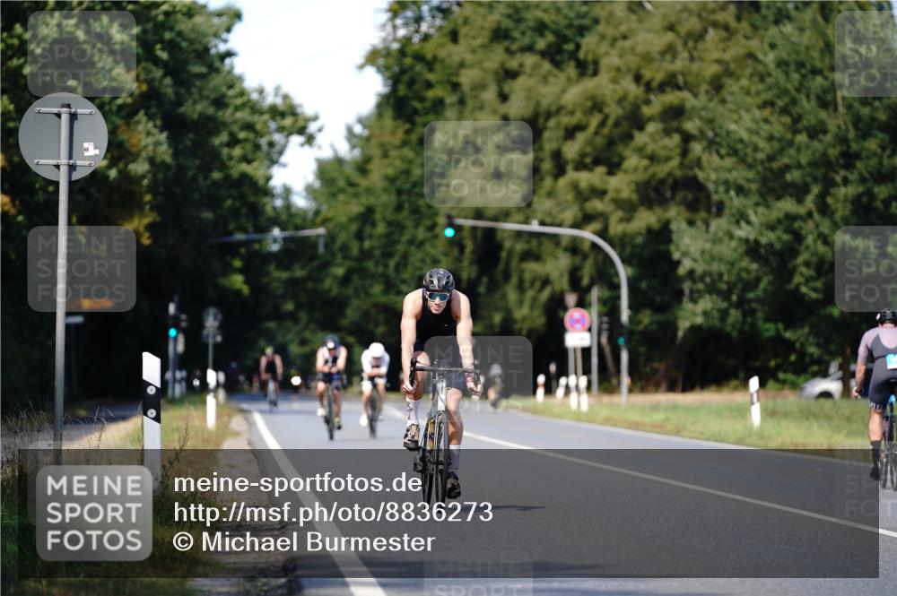 07.09.2025 - 19. Norderstedt Triathlon Michael Burmester http://msf.ph/oto/8836273 07.09.2025 14:03:26 Radfahren  meine-sportfotos.de