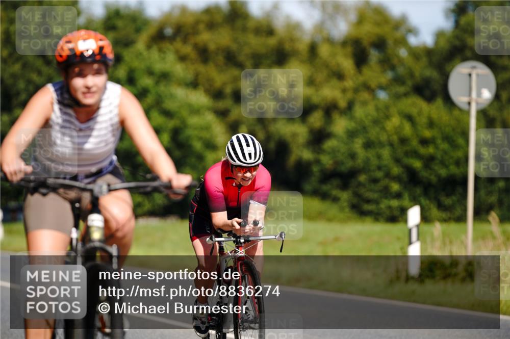 07.09.2025 - 19. Norderstedt Triathlon Michael Burmester http://msf.ph/oto/8836274 07.09.2025 12:42:37 Radfahren 290, 295, 698, 1264 meine-sportfotos.de