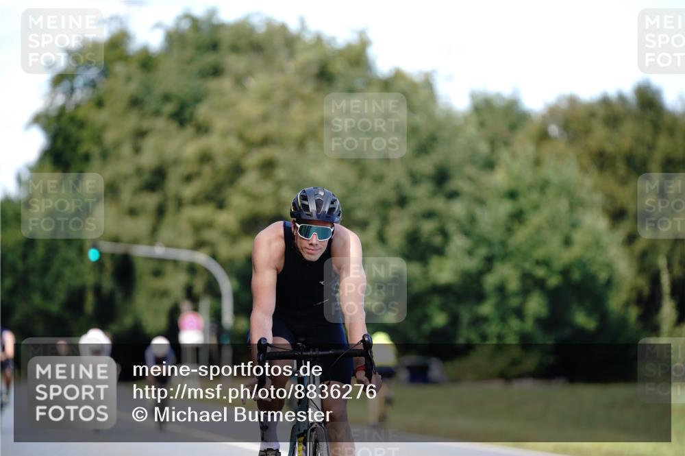 07.09.2025 - 19. Norderstedt Triathlon Michael Burmester http://msf.ph/oto/8836276 07.09.2025 14:03:29 Radfahren 1408 meine-sportfotos.de
