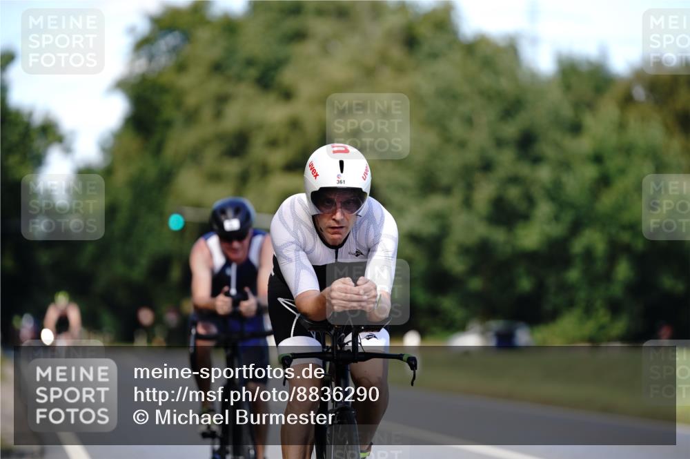 07.09.2025 - 19. Norderstedt Triathlon Michael Burmester http://msf.ph/oto/8836290 07.09.2025 14:03:33 Radfahren 361, 963, 1011, 1408 meine-sportfotos.de