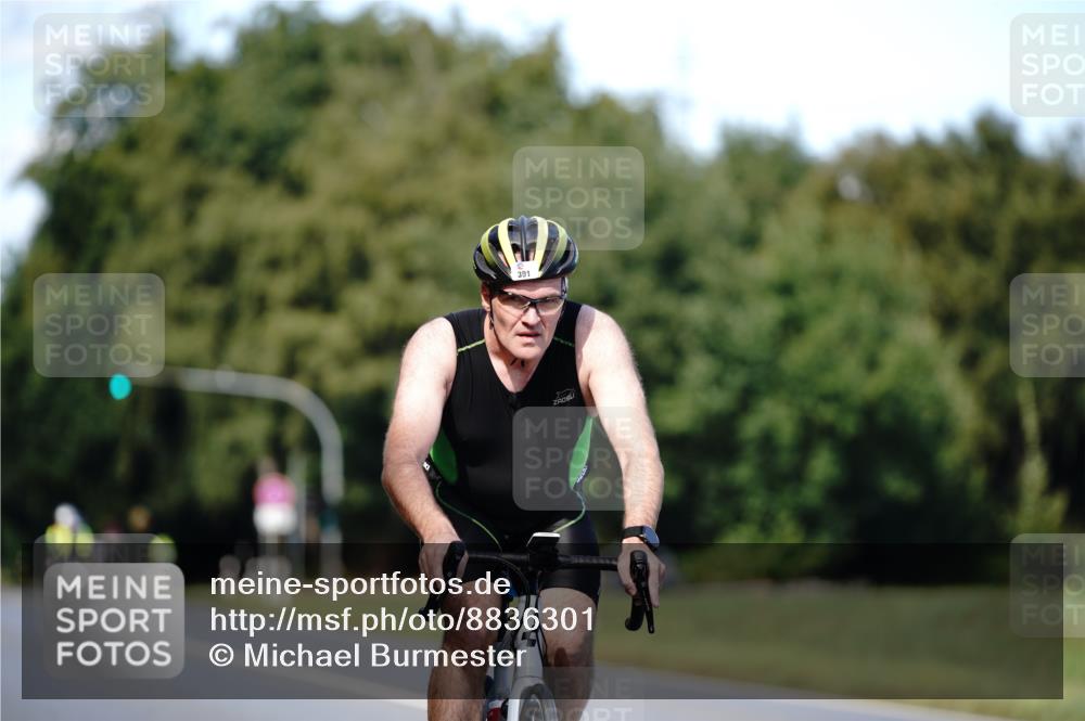 07.09.2025 - 19. Norderstedt Triathlon Michael Burmester http://msf.ph/oto/8836301 07.09.2025 14:03:40 Radfahren 391 meine-sportfotos.de