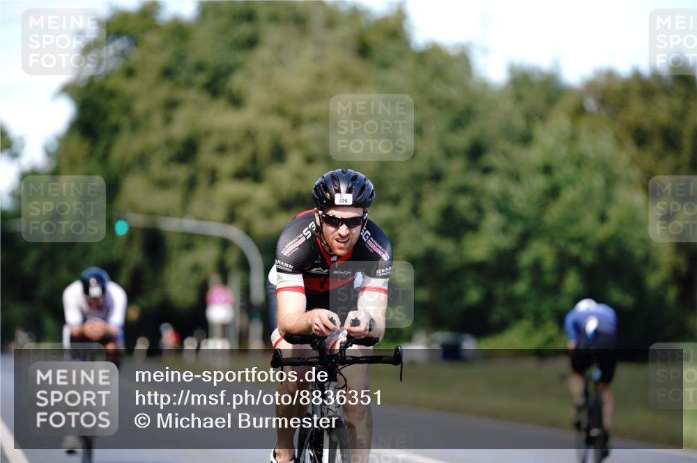 07.09.2025 - 19. Norderstedt Triathlon Michael Burmester http://msf.ph/oto/8836351 07.09.2025 14:04:06 Radfahren 979, 1018, 1456 meine-sportfotos.de