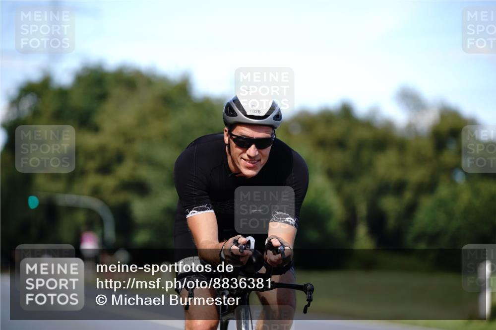 07.09.2025 - 19. Norderstedt Triathlon Michael Burmester http://msf.ph/oto/8836381 07.09.2025 14:04:25 Radfahren 400, 996, 1026, 1462 meine-sportfotos.de