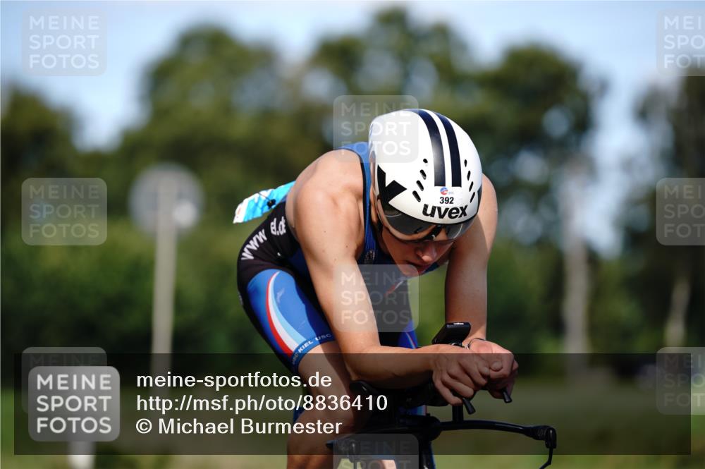 07.09.2025 - 19. Norderstedt Triathlon Michael Burmester http://msf.ph/oto/8836410 07.09.2025 14:05:05 Radfahren 392 meine-sportfotos.de