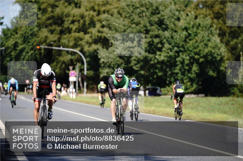 07.09.2025 - 19. Norderstedt Triathlon Michael Burmester http://msf.ph/oto/8836425 07.09.2025 14:05:29 Radfahren 982, 1034 meine-sportfotos.de