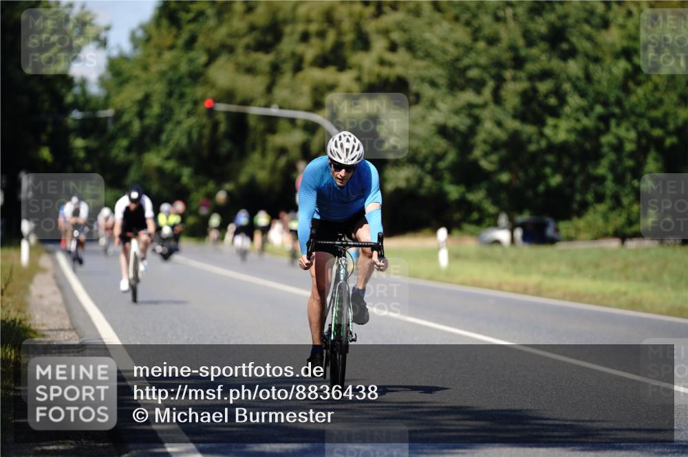 07.09.2025 - 19. Norderstedt Triathlon Michael Burmester http://msf.ph/oto/8836438 07.09.2025 14:05:35 Radfahren 373 meine-sportfotos.de