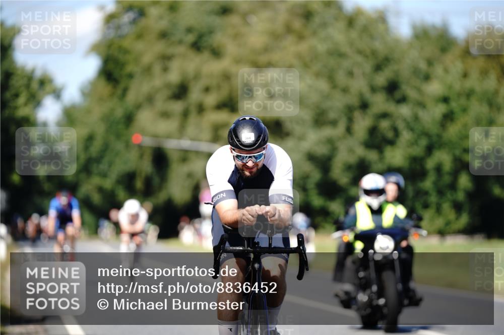 07.09.2025 - 19. Norderstedt Triathlon Michael Burmester http://msf.ph/oto/8836452 07.09.2025 14:05:42 Radfahren 364, 420, 422 meine-sportfotos.de