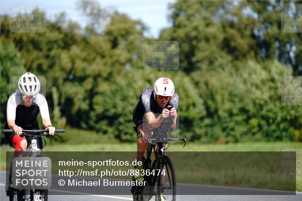 07.09.2025 - 19. Norderstedt Triathlon Michael Burmester http://msf.ph/oto/8836474 07.09.2025 12:44:47 Radfahren 209, 1360 meine-sportfotos.de