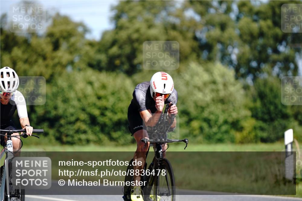 07.09.2025 - 19. Norderstedt Triathlon Michael Burmester http://msf.ph/oto/8836478 07.09.2025 12:44:48 Radfahren 209, 1360 meine-sportfotos.de