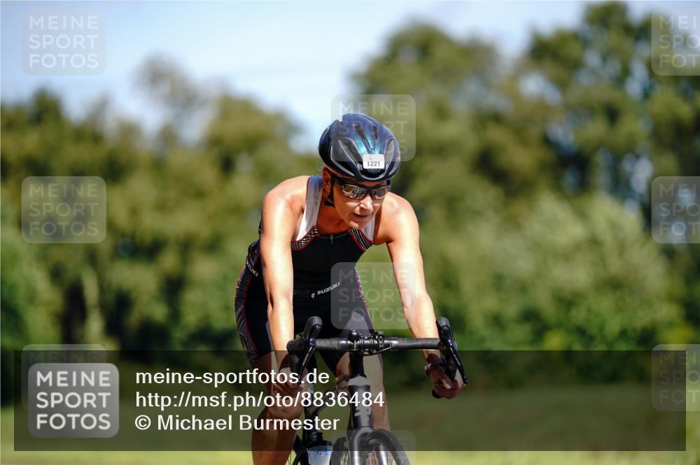 07.09.2025 - 19. Norderstedt Triathlon Michael Burmester http://msf.ph/oto/8836484 07.09.2025 12:44:51 Radfahren 209, 1221, 1360 meine-sportfotos.de