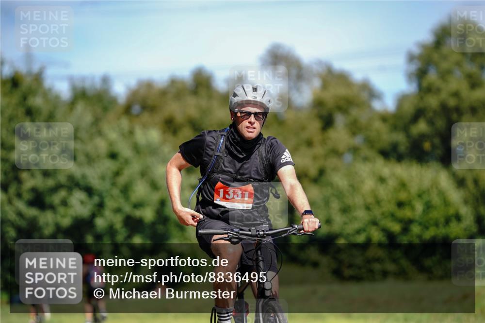 07.09.2025 - 19. Norderstedt Triathlon Michael Burmester http://msf.ph/oto/8836495 07.09.2025 12:44:59 Radfahren 167, 820, 1331 meine-sportfotos.de