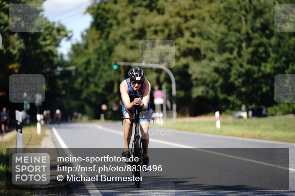 07.09.2025 - 19. Norderstedt Triathlon Michael Burmester http://msf.ph/oto/8836496 07.09.2025 14:06:04 Radfahren 382, 1042 meine-sportfotos.de