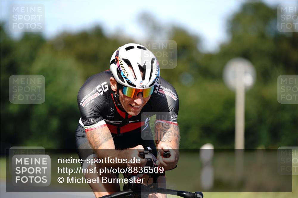 07.09.2025 - 19. Norderstedt Triathlon Michael Burmester http://msf.ph/oto/8836509 07.09.2025 14:06:19 Radfahren 981 meine-sportfotos.de