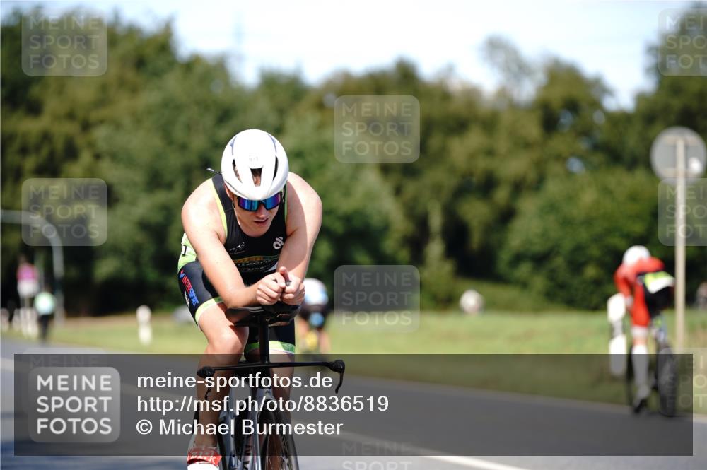 07.09.2025 - 19. Norderstedt Triathlon Michael Burmester http://msf.ph/oto/8836519 07.09.2025 14:06:24 Radfahren 398, 993, 1009 meine-sportfotos.de